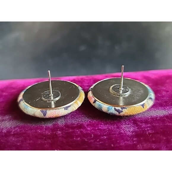 Floral Fabric Circular Stud Earrings Vintage - Picture 10 of 10
